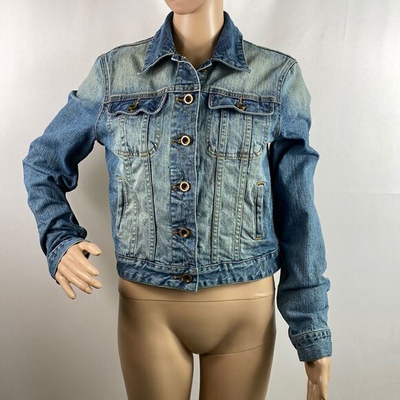 ❤️Last Chance INC International Concepts beaded cropped denim jacket size M - Picture 1 of 9